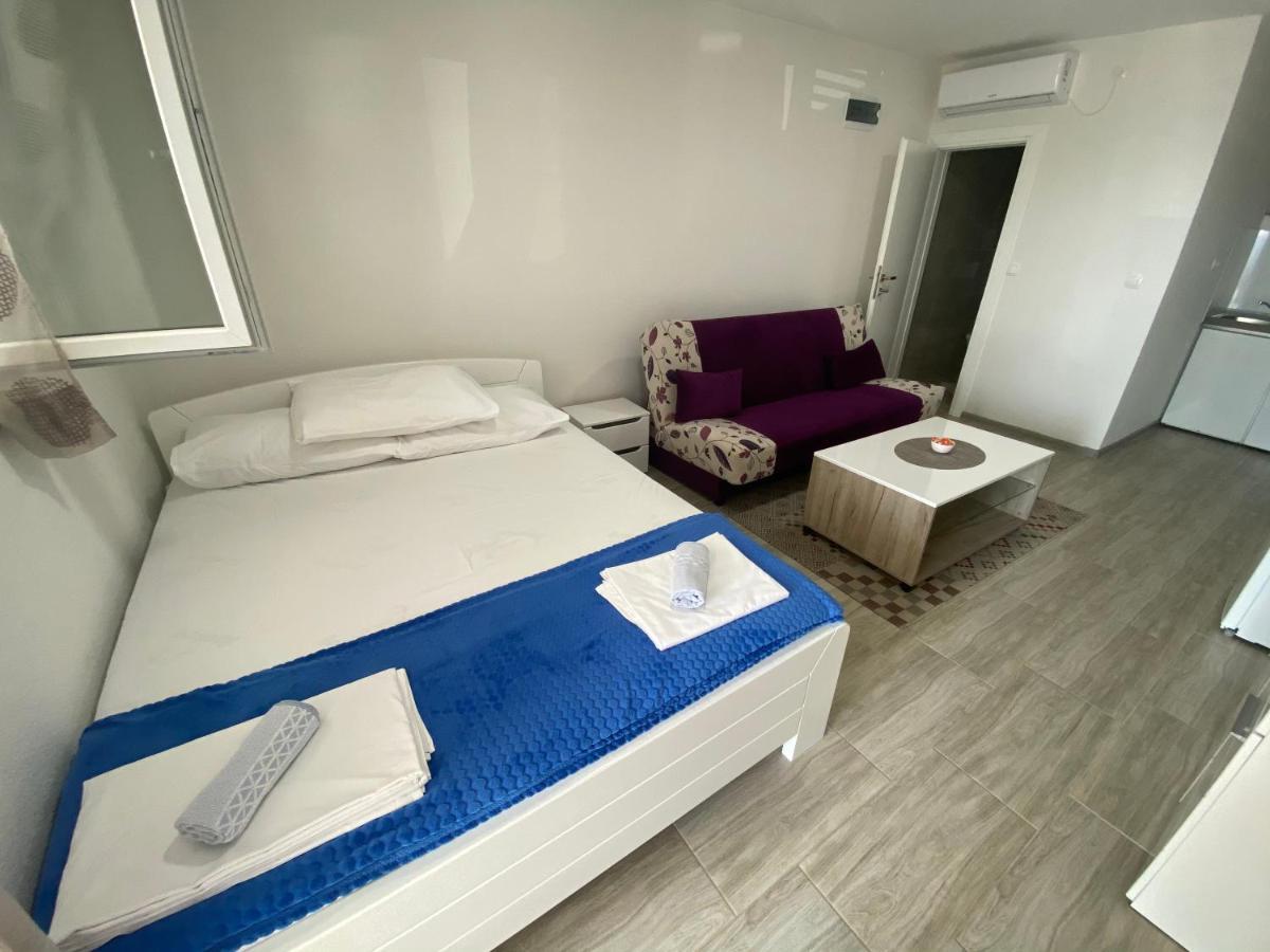 Apartmani Anita Starigrad Paklenica Exterior foto