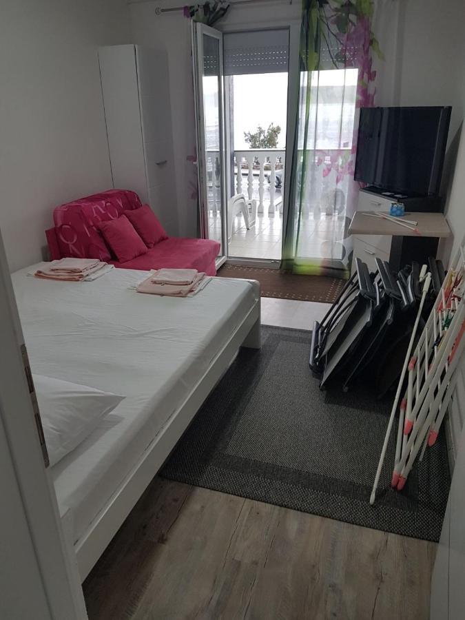 Apartmani Anita Starigrad Paklenica Exterior foto