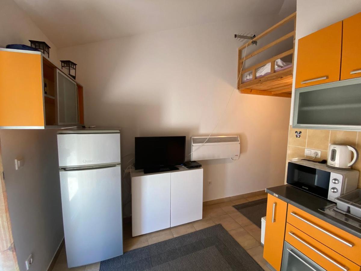Apartmani Anita Starigrad Paklenica Exterior foto